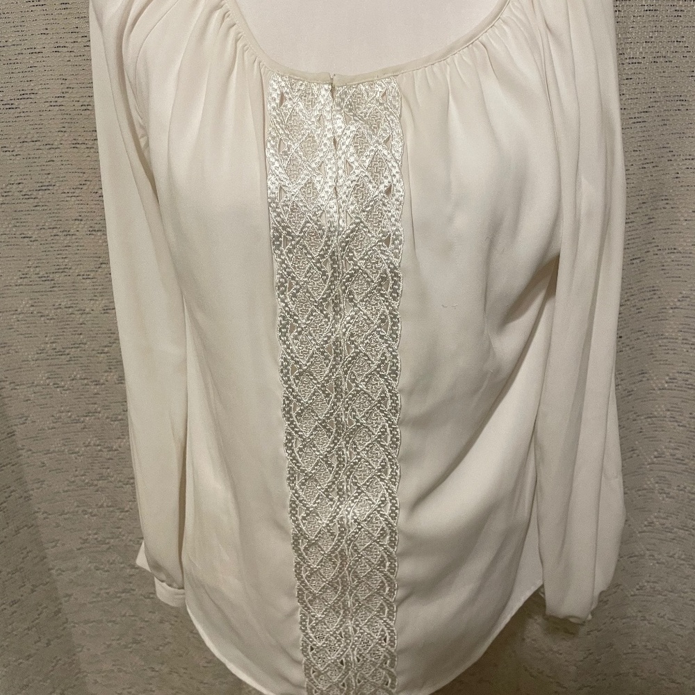 White House Black Market blouse size 6